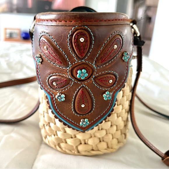 Brighton Straw Basket Weave and Leather Handbag W/Turquoise Trims. - Picture 2 of 8